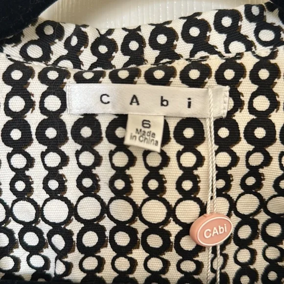 CAbi du Jour Jacket Size 6, NWT - Picture 2 of 6